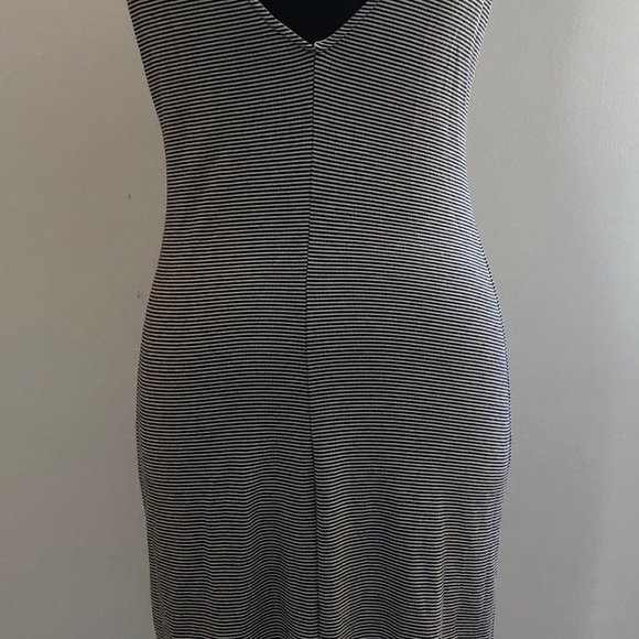 BB Dakota black and white striped dress - Picture 7 of 7